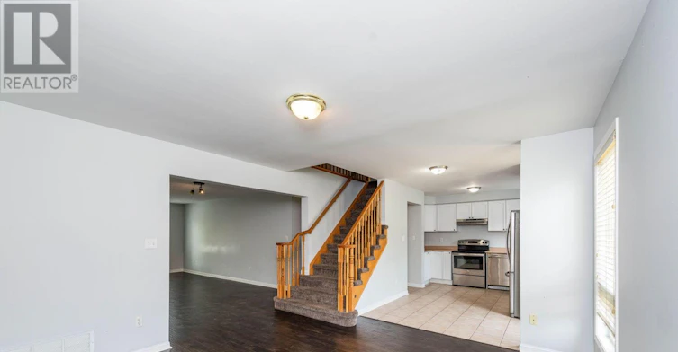 27 Sugarhill Drive N, Brampton, ON, L7A 3L8 - 7