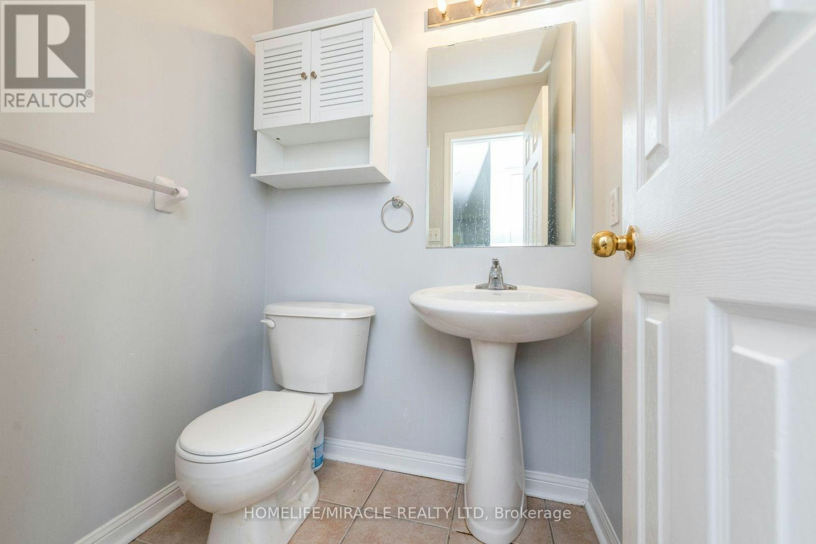 27 Sugarhill Drive N, Brampton, ON, L7A 3L8 - 11