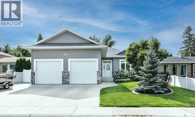 355 Coppermine Crescent