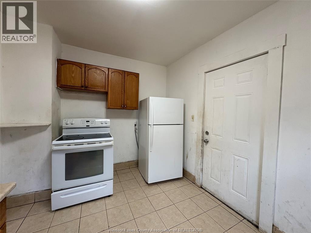 216 Cameron Avenue, Windsor, ON, N9B 1Y6 - 11