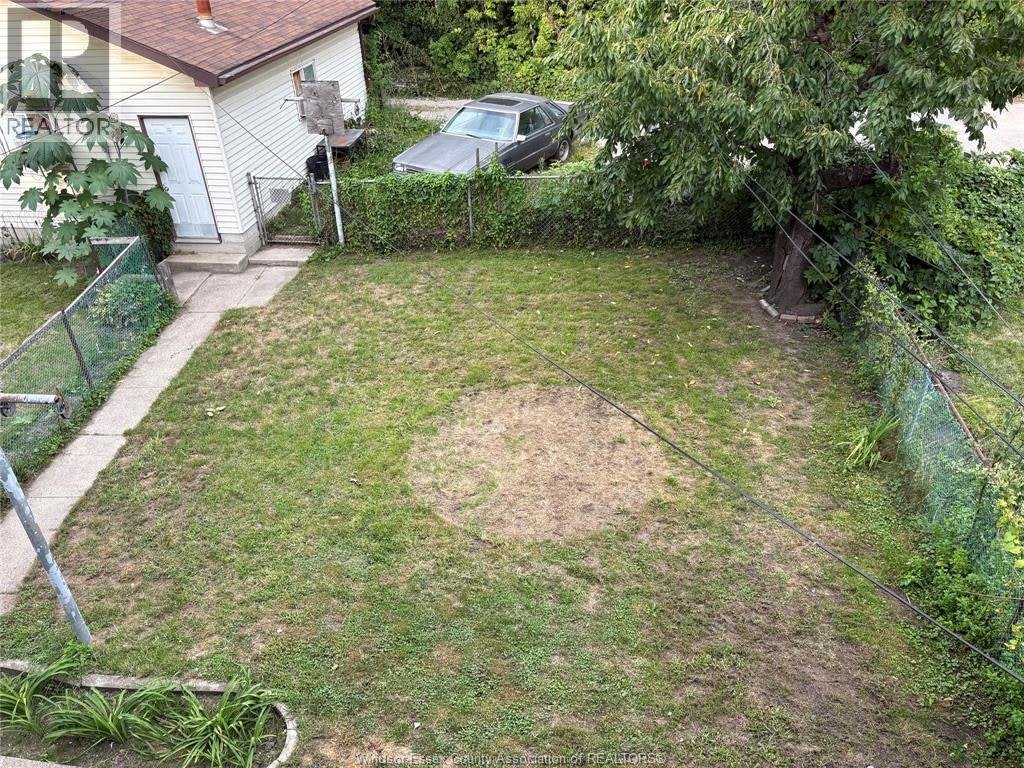 216 Cameron Avenue, Windsor, ON, N9B 1Y6 - 15