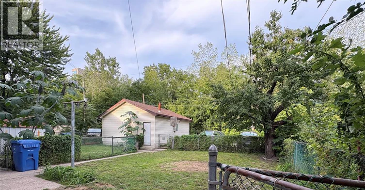216 Cameron Avenue, Windsor, ON, N9B 1Y6 - 16