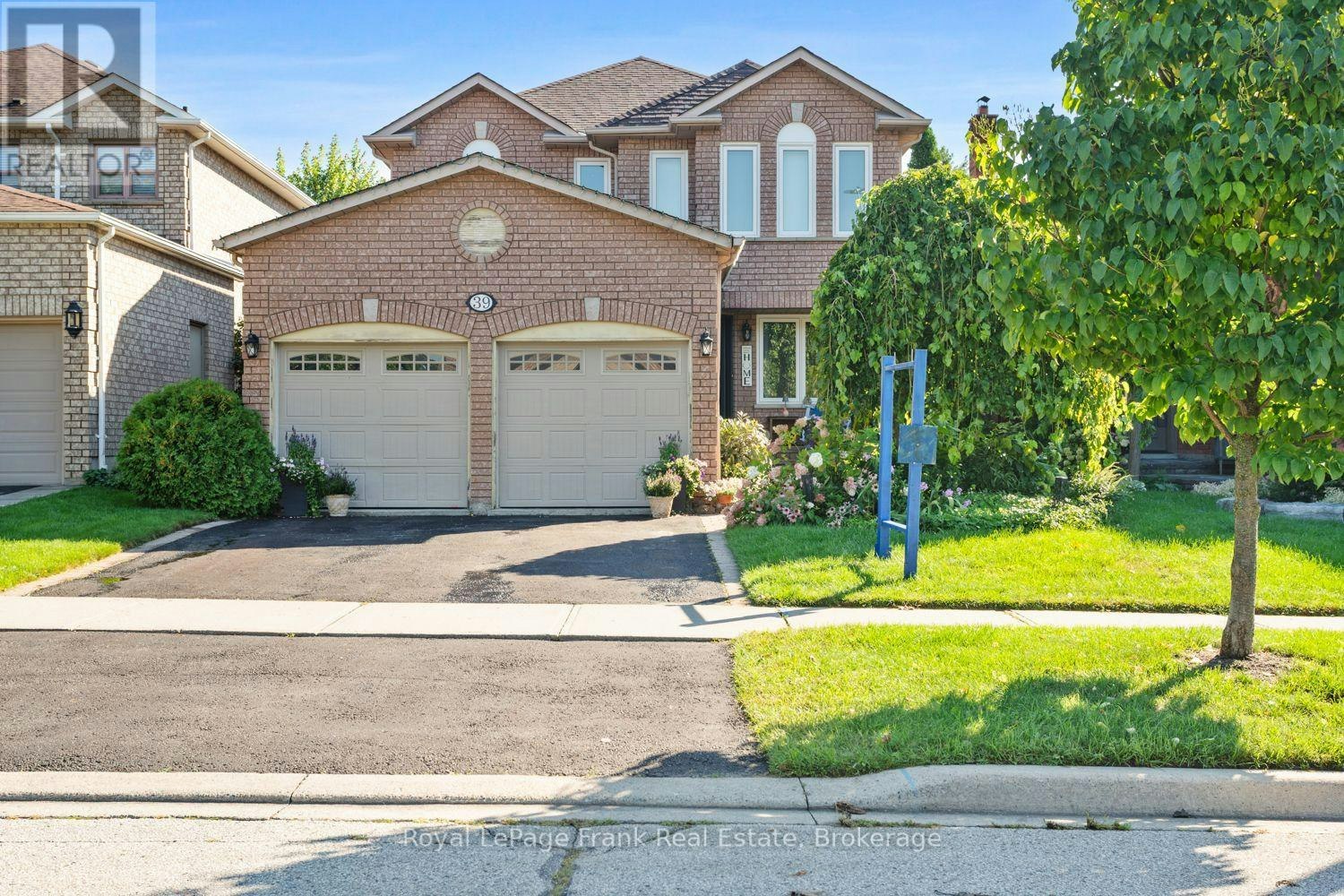 39 Mcivor Street, Whitby, ON, L1R 2L7