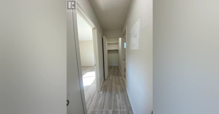 3-2 Village Drive, Belleville, ON, K8P 4J8 - 11