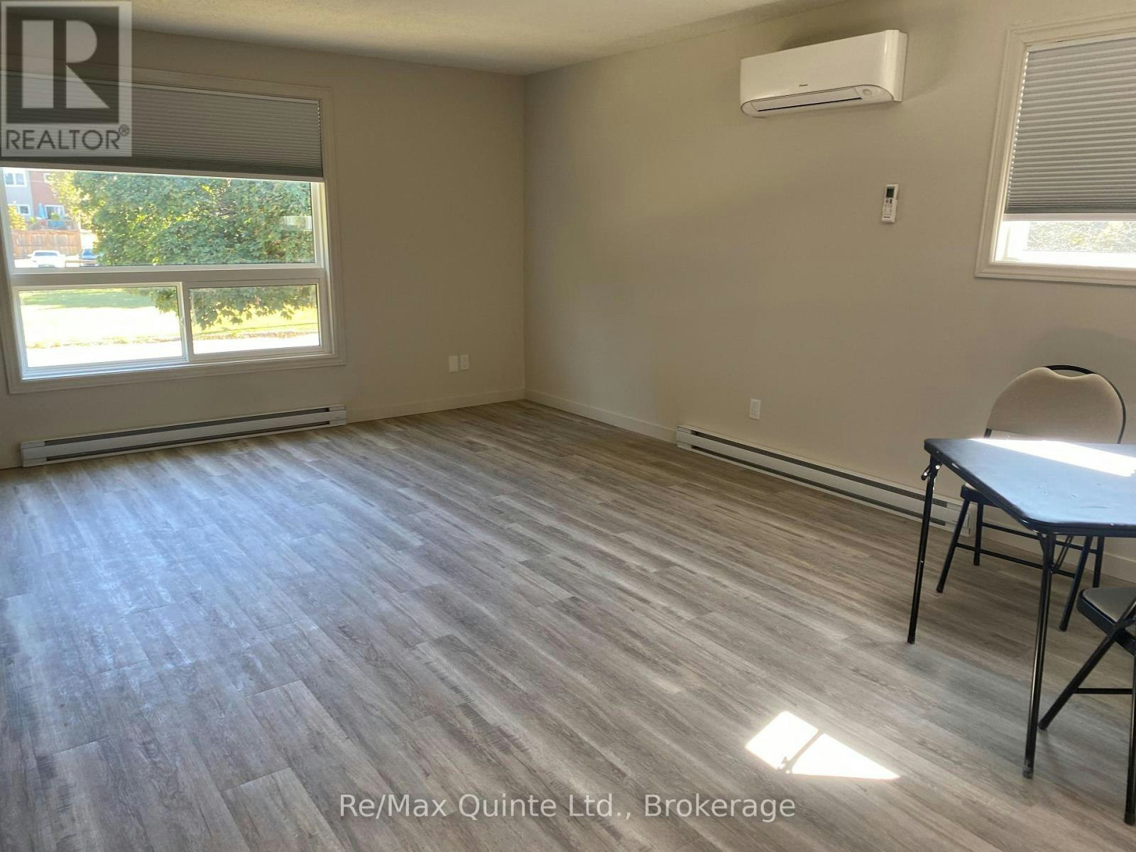 3-2 Village Drive, Belleville, ON, K8P 4J8 - 13