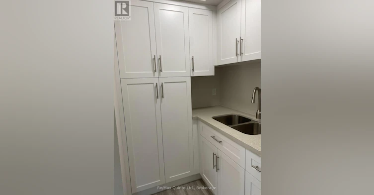 3-2 Village Drive, Belleville, ON, K8P 4J8 - 6