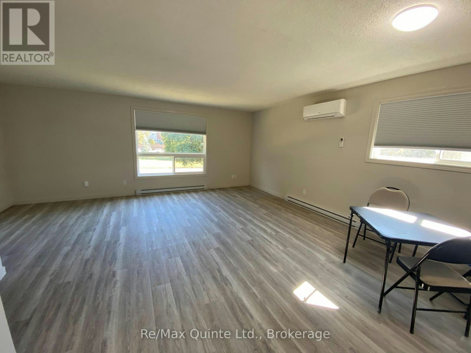 3-2 Village Drive, Belleville, ON, K8P 4J8 - 3