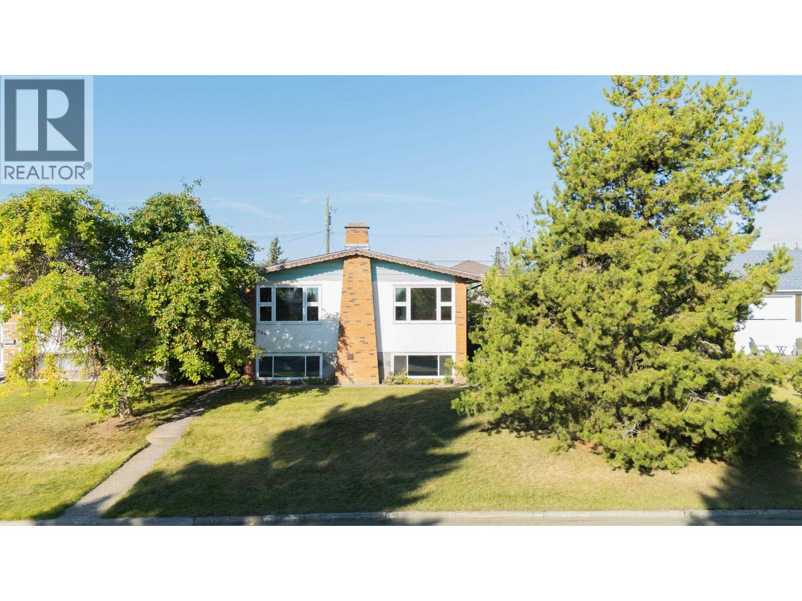 705 Irwin Street, Prince George, BC, V2M 2X6