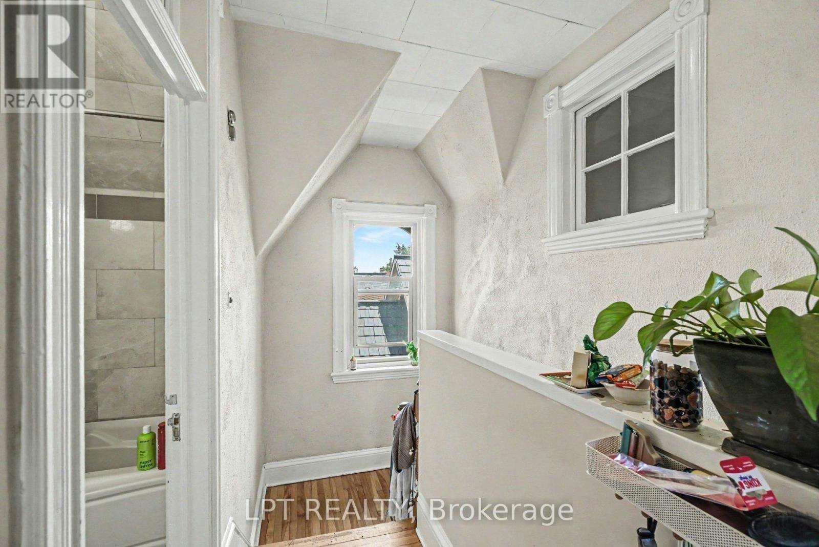 4-475 Maclaren Street, Ottawa, ON, K1R 5K5 - 4