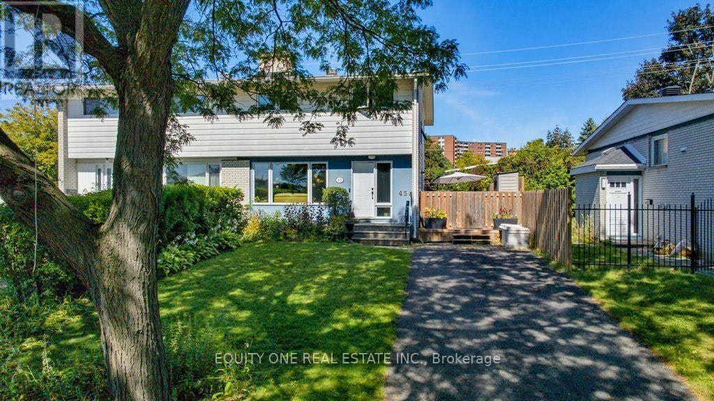 45 Southview Crescent, Ottawa, ON, K2E 5R4