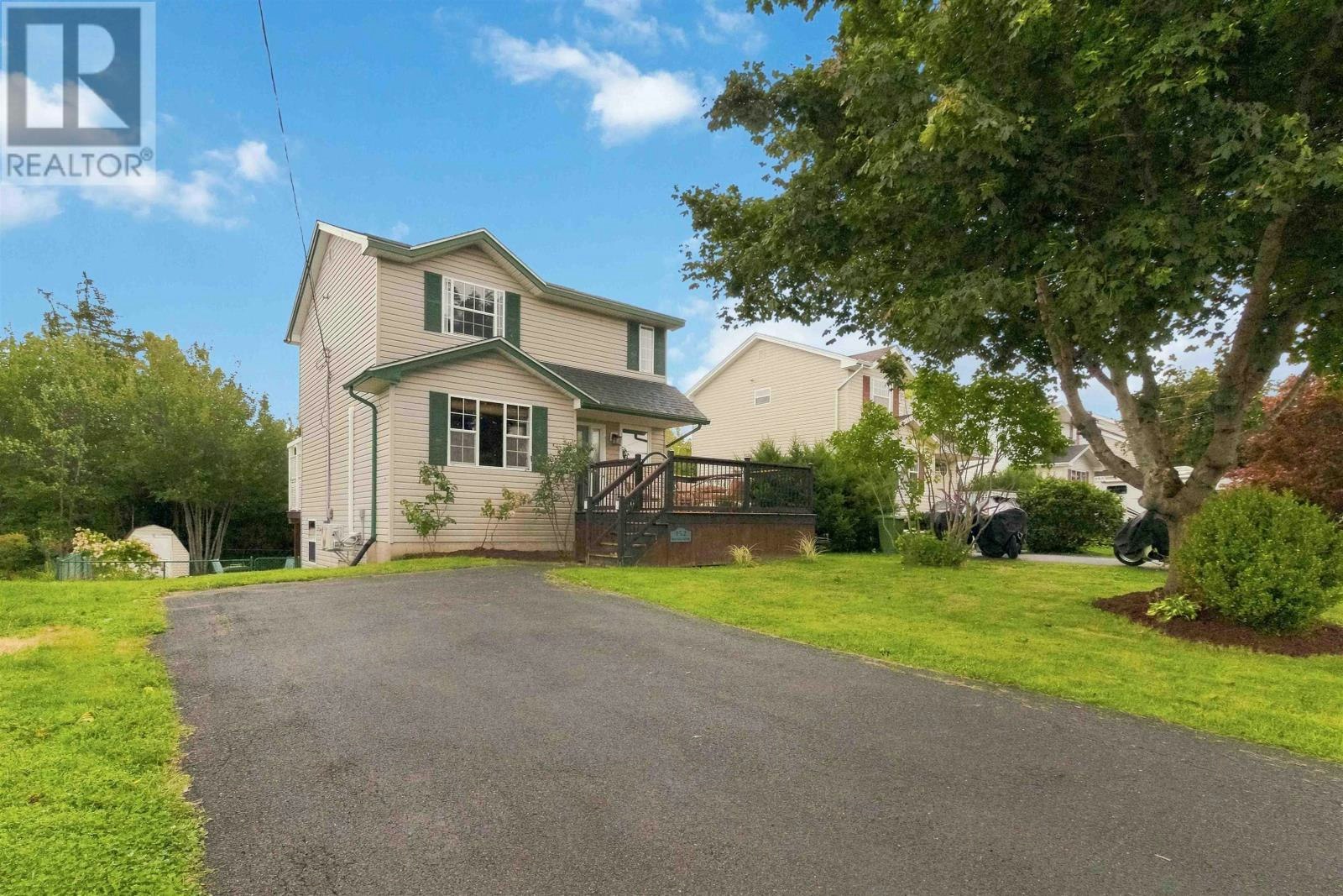 152 Du Portage Avenue, Dartmouth, NS, B2X 3S8