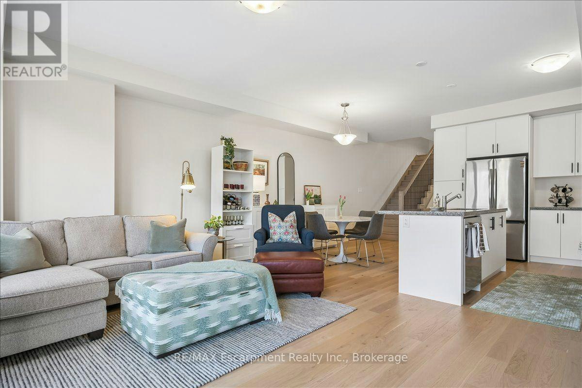2092 Ellerston Common, Burlington, ON, L7P 0V6 - 22