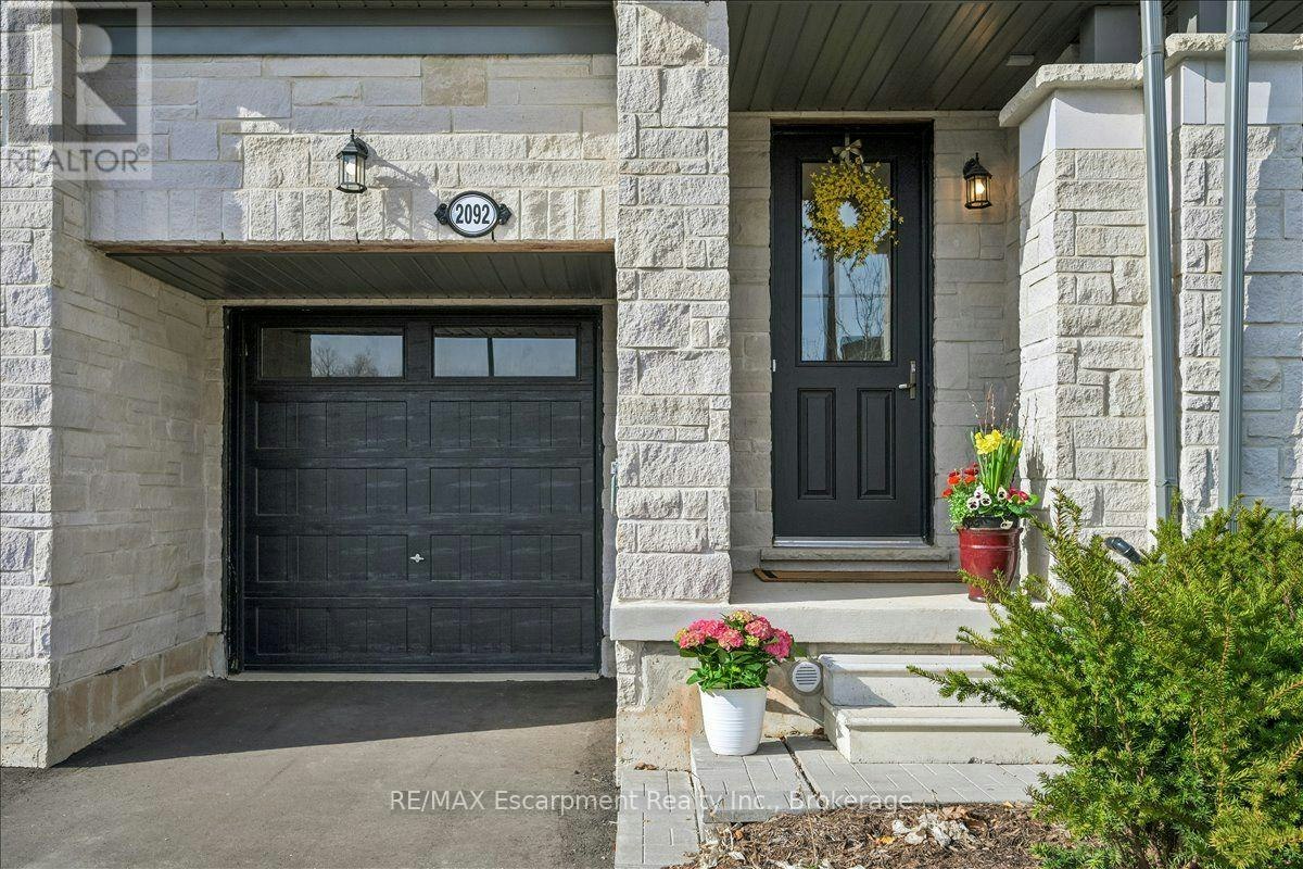 2092 Ellerston Common, Burlington, ON, L7P 0V6 - 3
