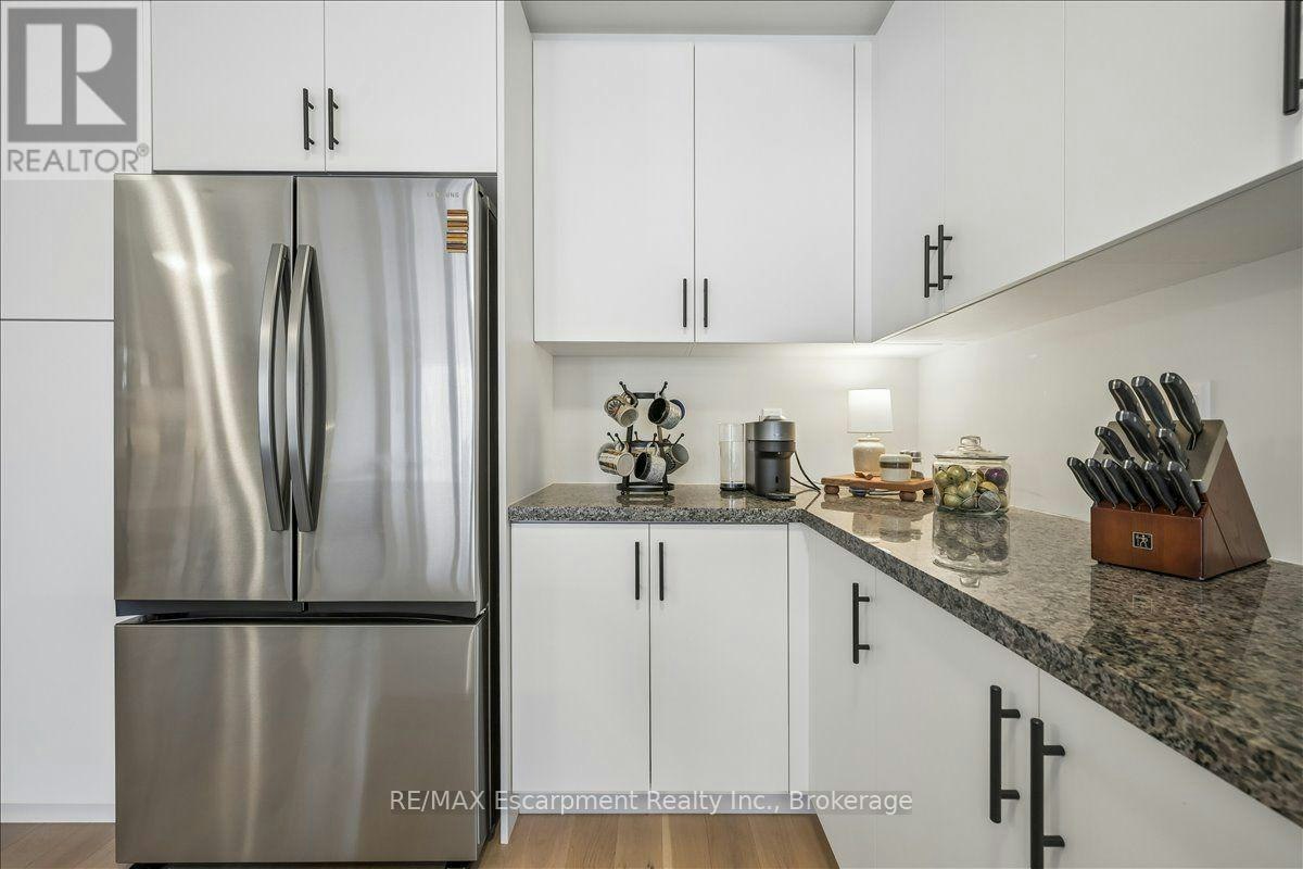 2092 Ellerston Common, Burlington, ON, L7P 0V6 - 17