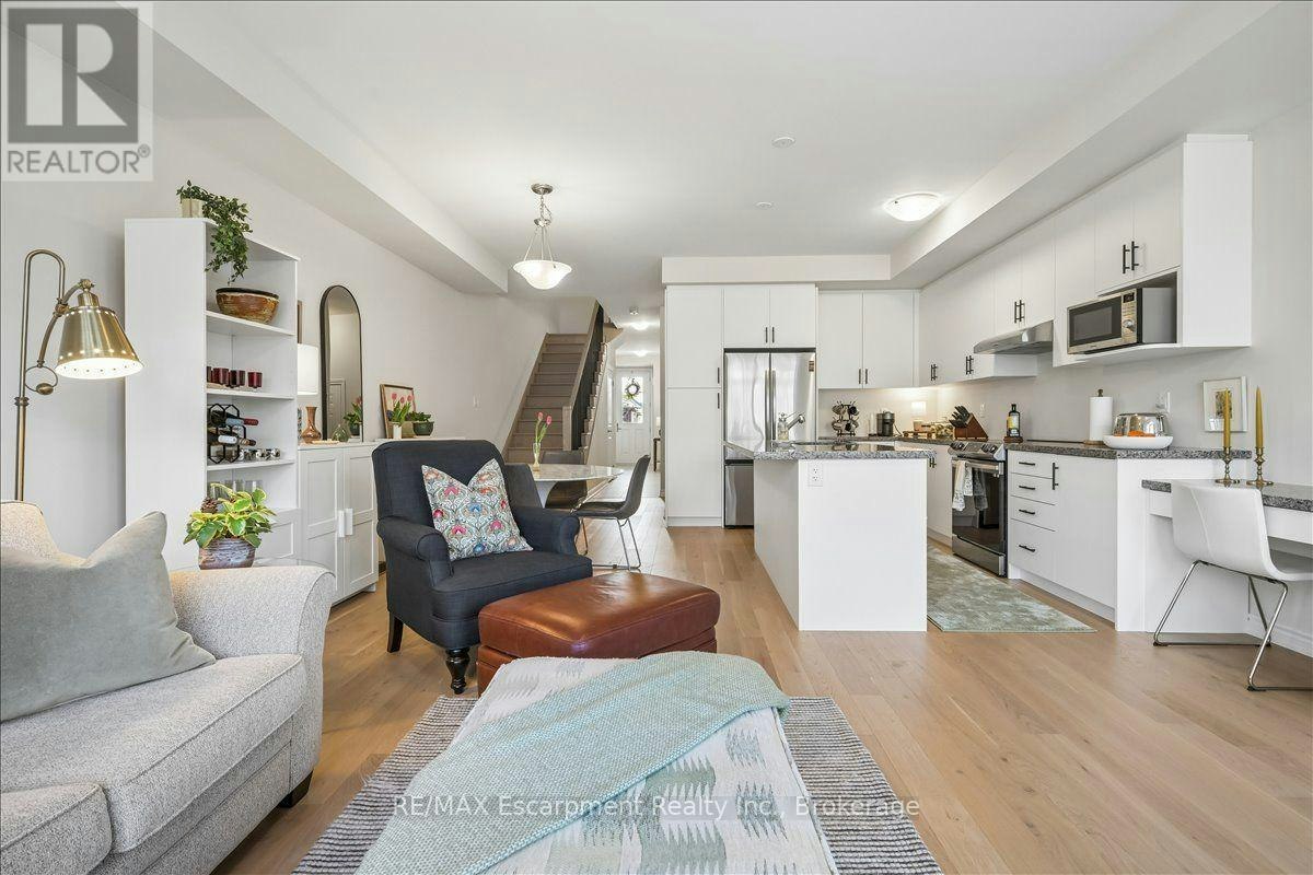 2092 Ellerston Common, Burlington, ON, L7P 0V6 - 23