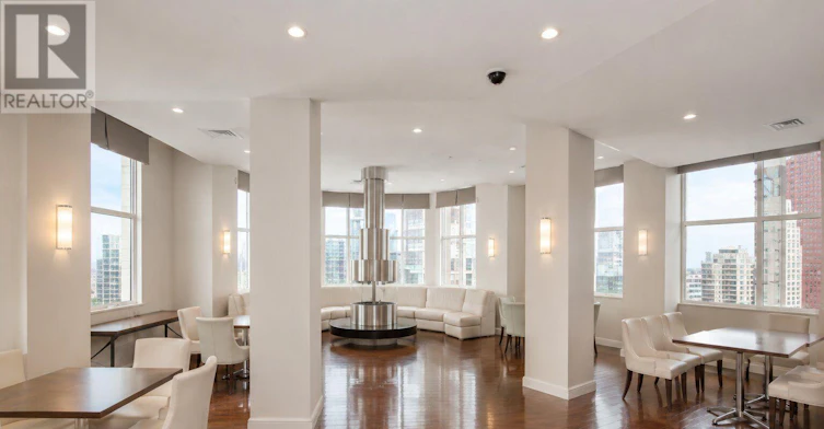 2719-25 The Esplanade, Toronto, ON, M5E 1W5 - 7