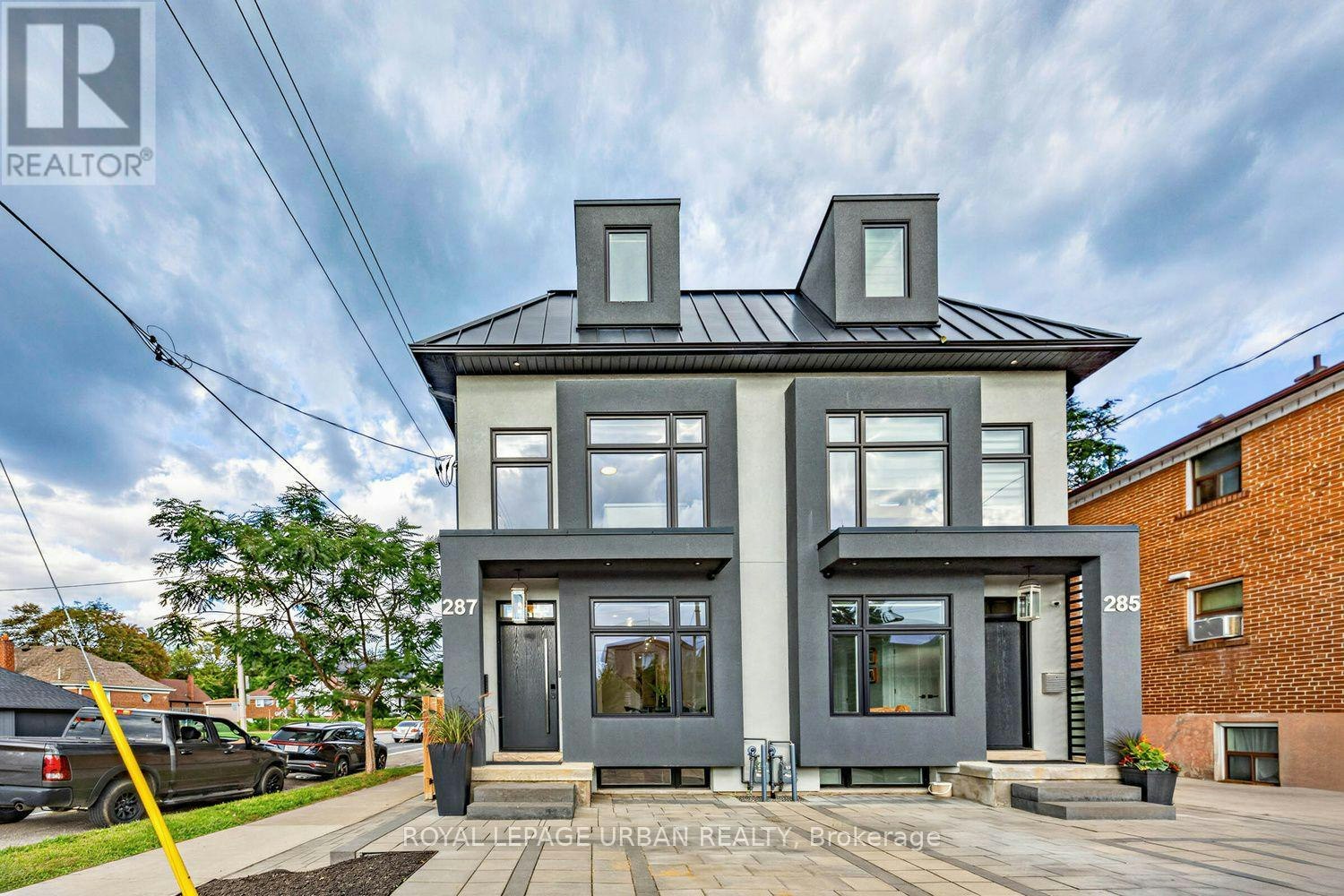 287 Glebemount Avenue, Toronto, ON, M4C 3T9