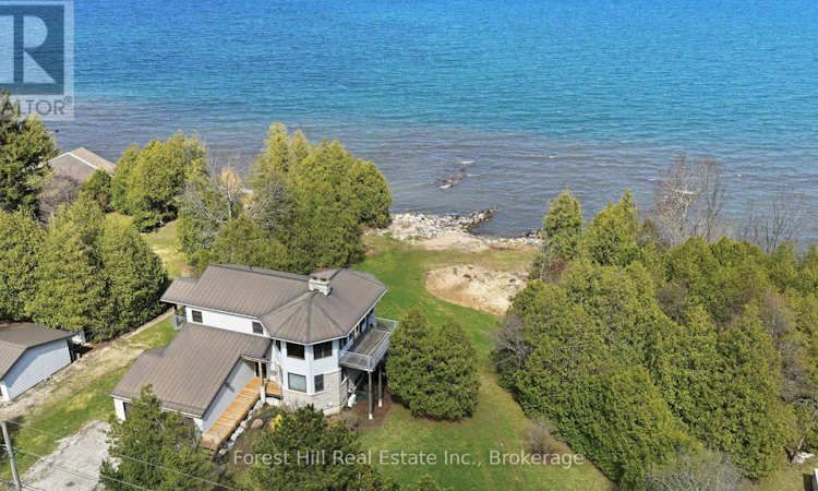 295 Lakeshore Road N