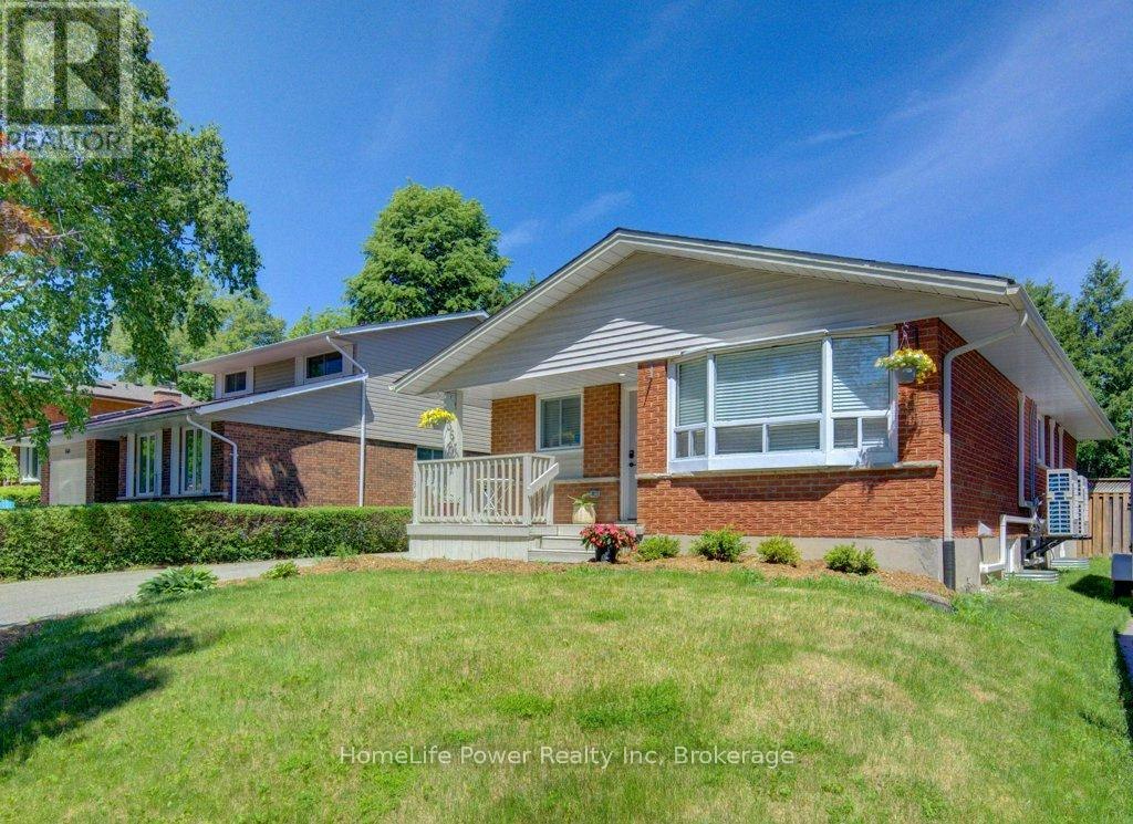 136 Dunsmere Drive, Kitchener, ON, N2E 1V7