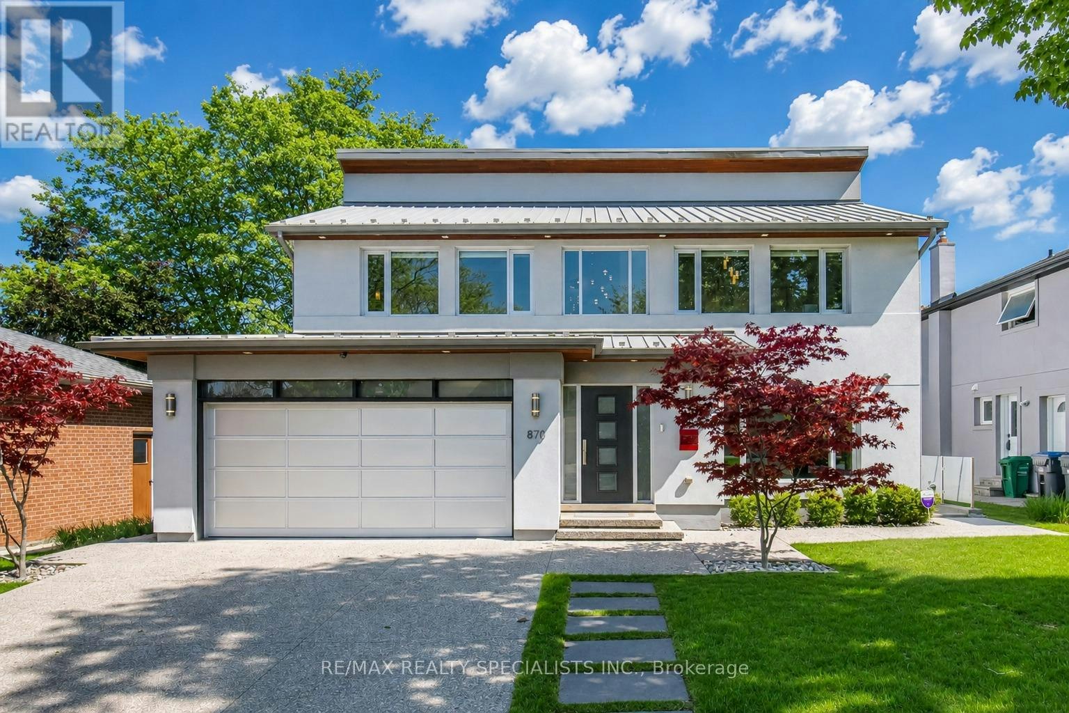 870 Hollowtree Crescent, Mississauga, ON, L4Y 2V2