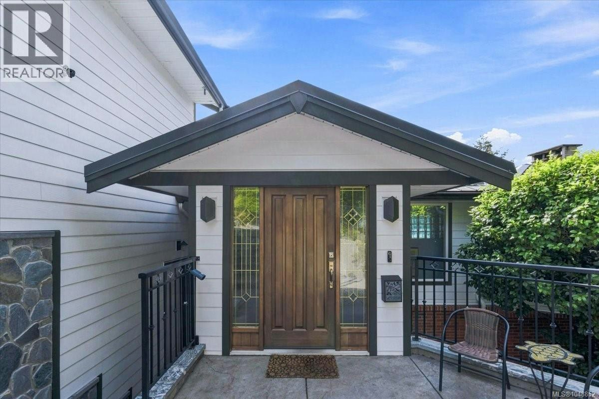 1410 Sherwood Drive - 2
