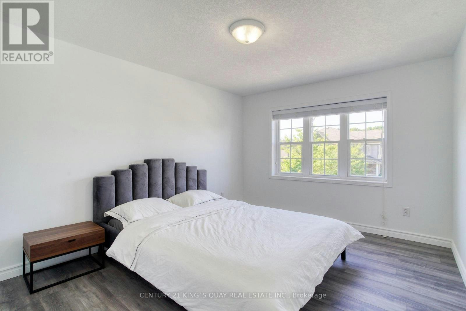 612 Winterberry Avenue, Waterloo, ON, N2V 2W4 - 27