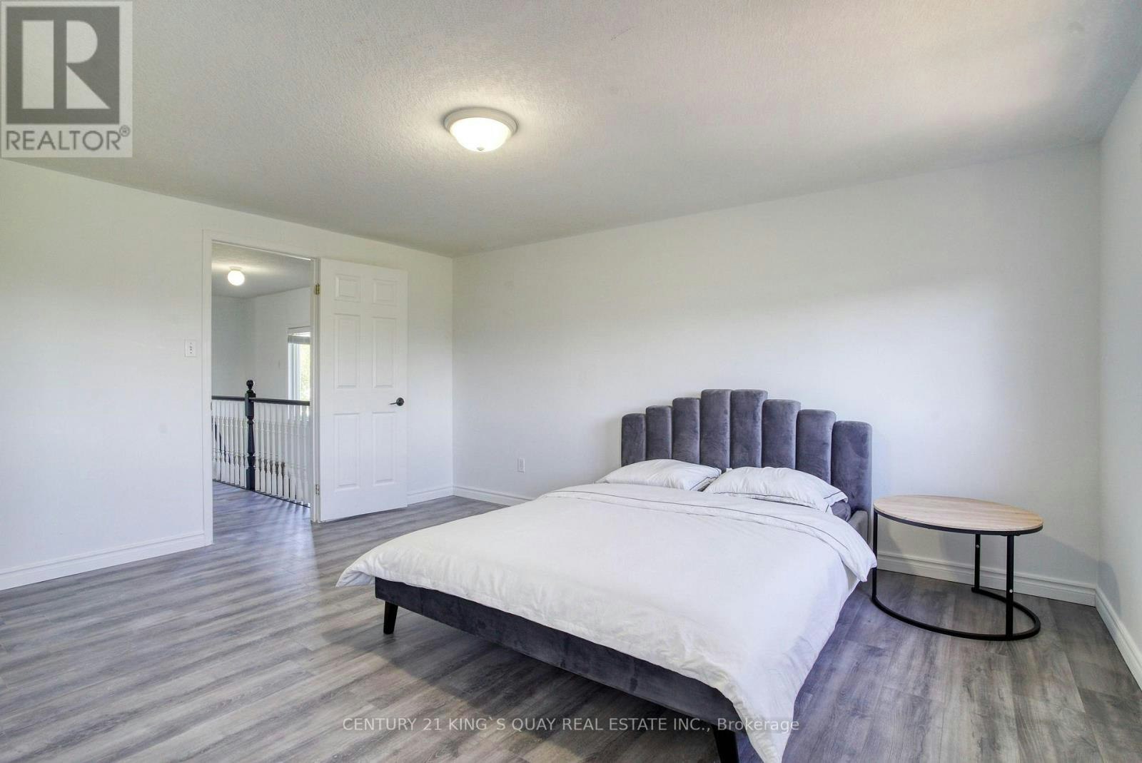 612 Winterberry Avenue, Waterloo, ON, N2V 2W4 - 21