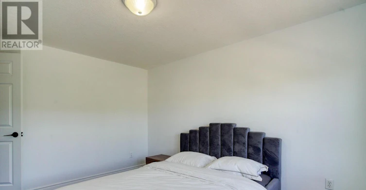 612 Winterberry Avenue, Waterloo, ON, N2V 2W4 - 28