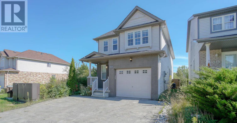 612 Winterberry Avenue, Waterloo, ON, N2V 2W4 - 3