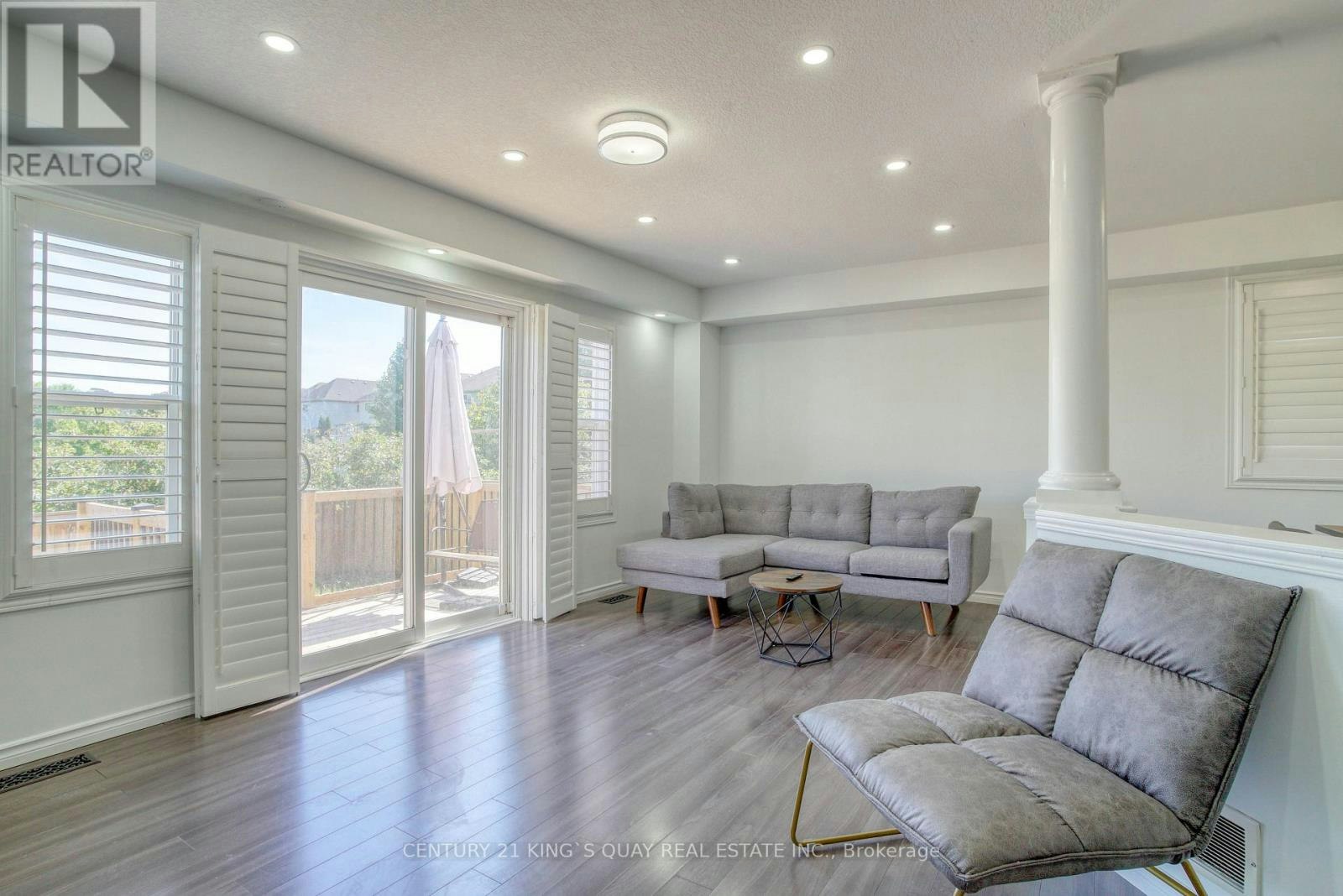 612 Winterberry Avenue, Waterloo, ON, N2V 2W4 - 13
