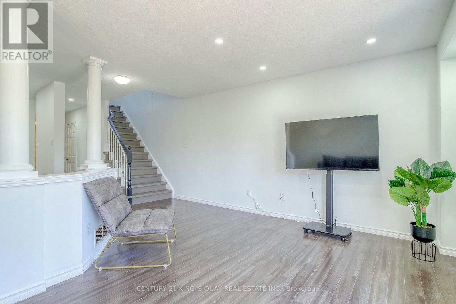 612 Winterberry Avenue, Waterloo, ON, N2V 2W4 - 12