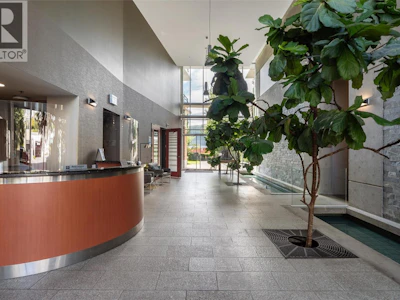 S305-737 Humboldt Street - 5