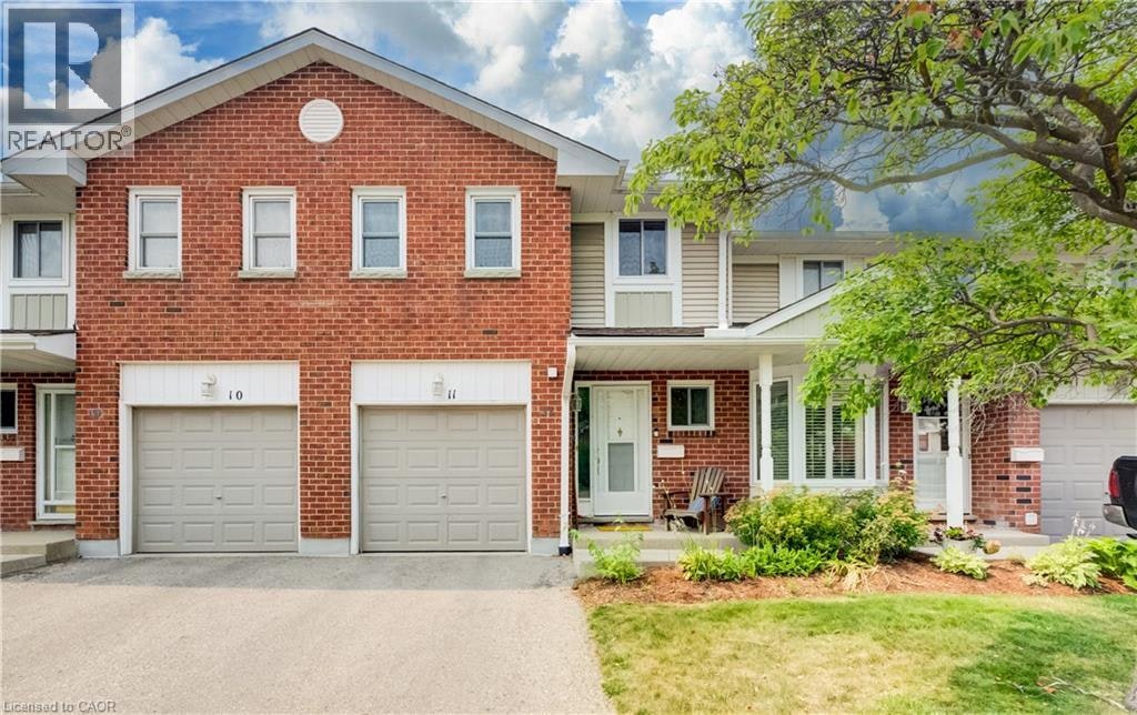 11-210 Highland Crescent, Kitchener, ON, N2M 5H7