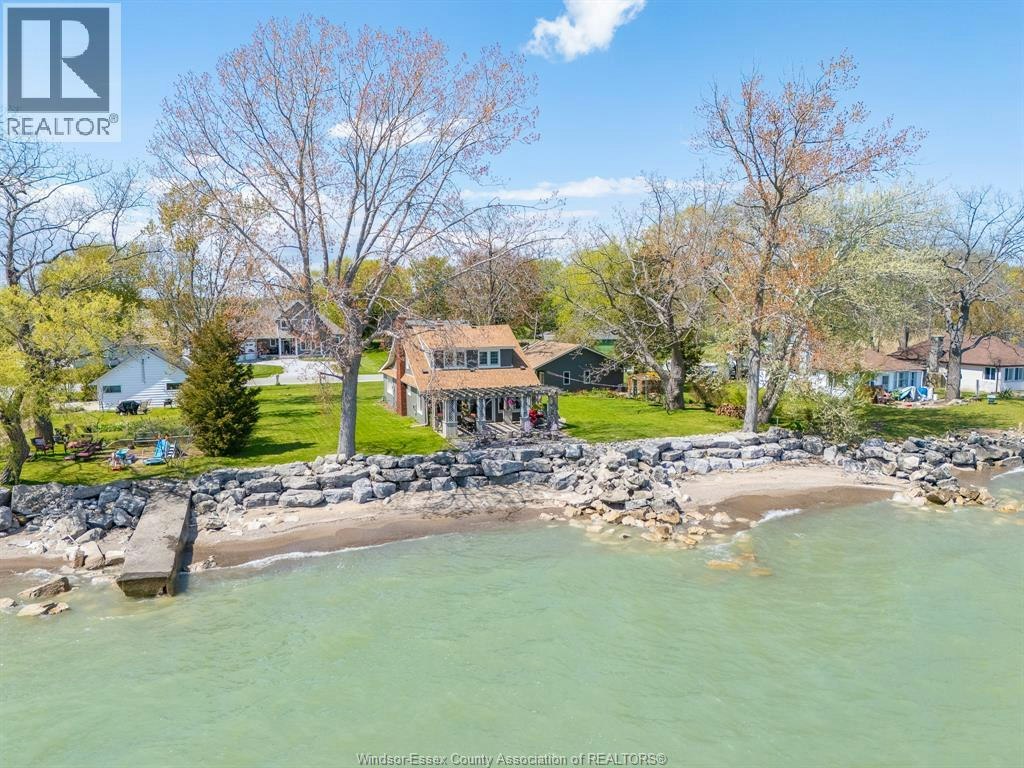 1465 Heritage Road, Kingsville, ON, N9Y 2E6