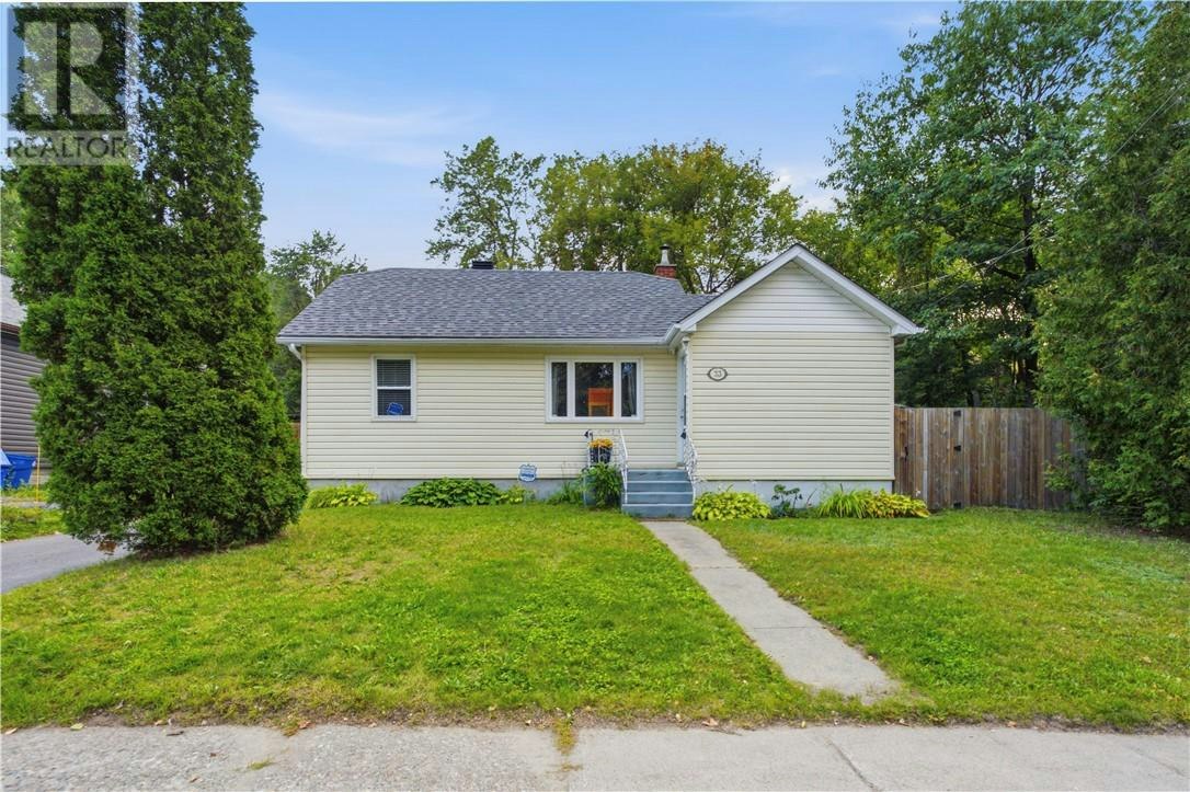 33 Alder Street, Greater Sudbury, ON, P3C 4J9