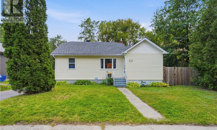 33 Alder Street