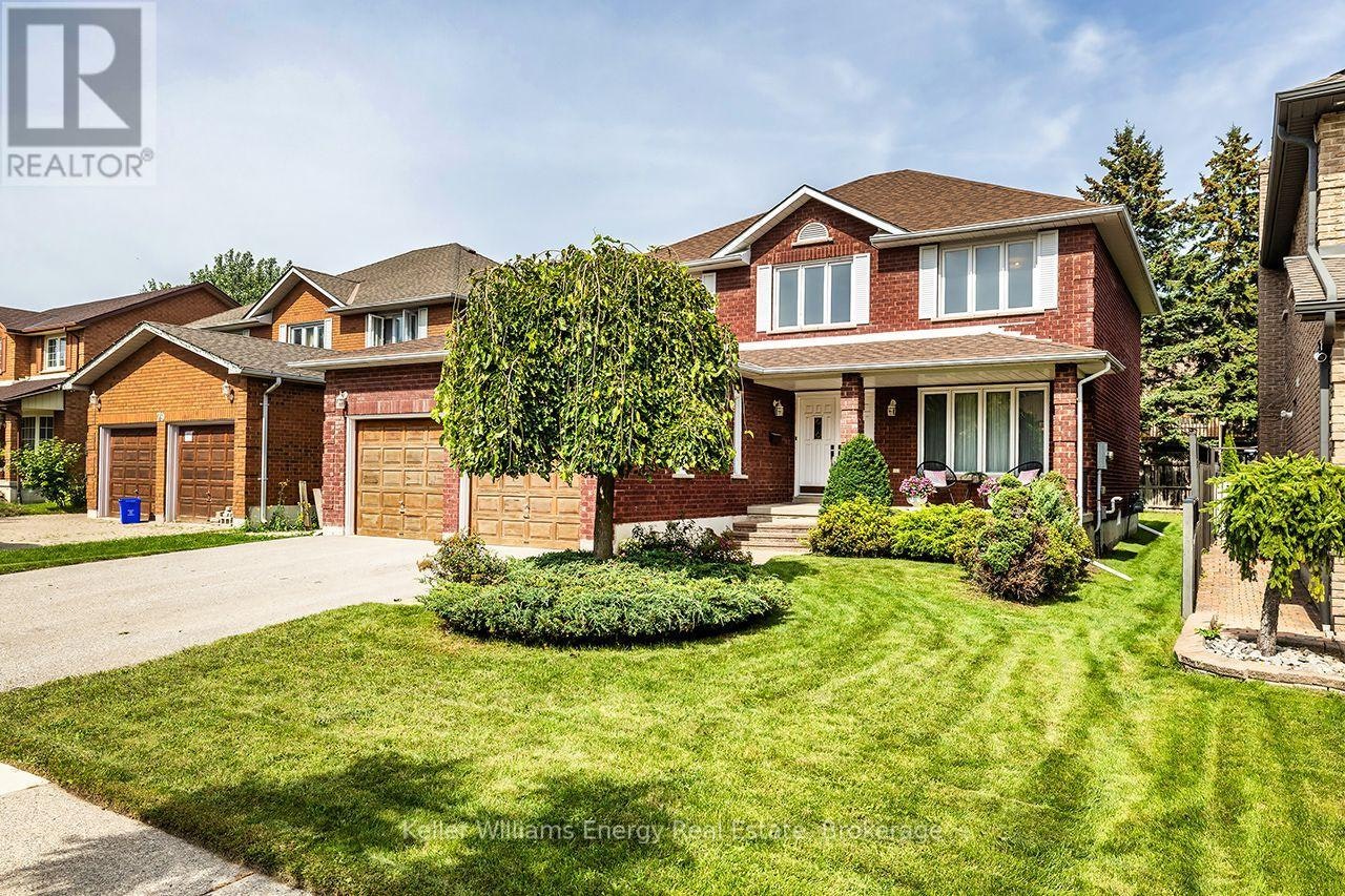 75 Waverly Street N, Oshawa, ON, L1J 8G6
