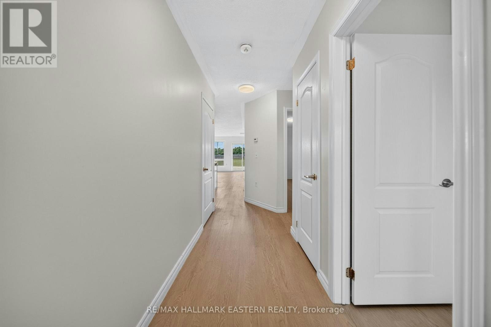 656 Clancy Crescent - 4