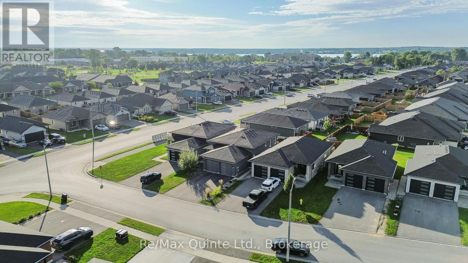 B-103 Dewal Place, Belleville, ON, K8P 0H3 - 4