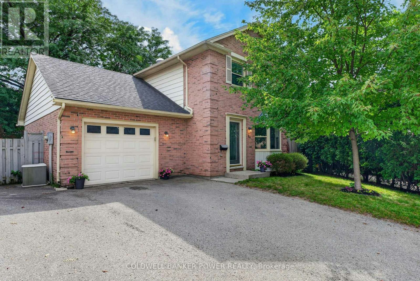 34 Comox Court, London, ON, N6K 3K9