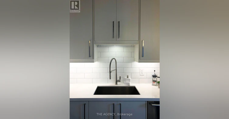 902-36 Charlotte Street, Toronto, ON, M5V 3P7 - 10