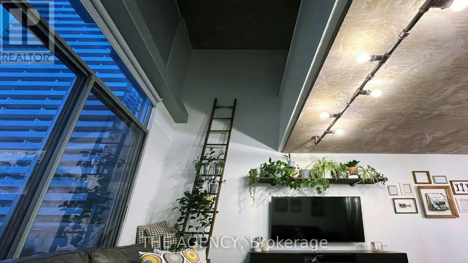 902-36 Charlotte Street, Toronto, ON, M5V 3P7 - 13