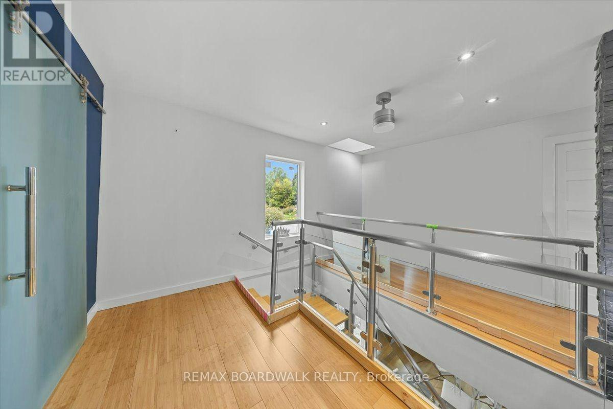 152 Duford Street, Ottawa, ON, K2L 6Z7 - 13