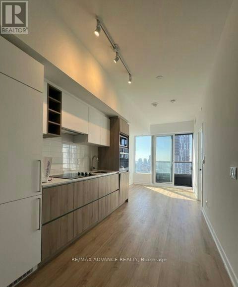2701-319 Jarvis Street, Toronto, ON, M5B 2C2