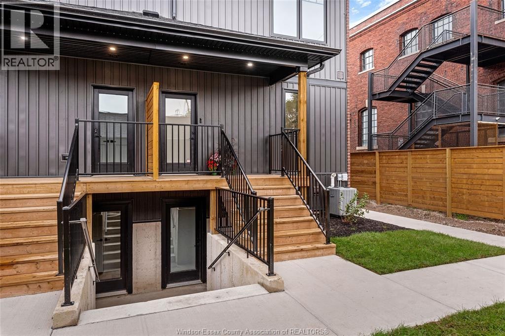 1027 Walker, Windsor, ON, N8Y 2N6 - 34