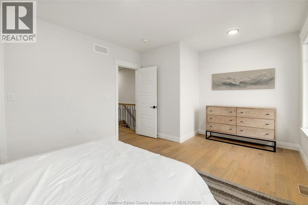 1027 Walker, Windsor, ON, N8Y 2N6 - 23