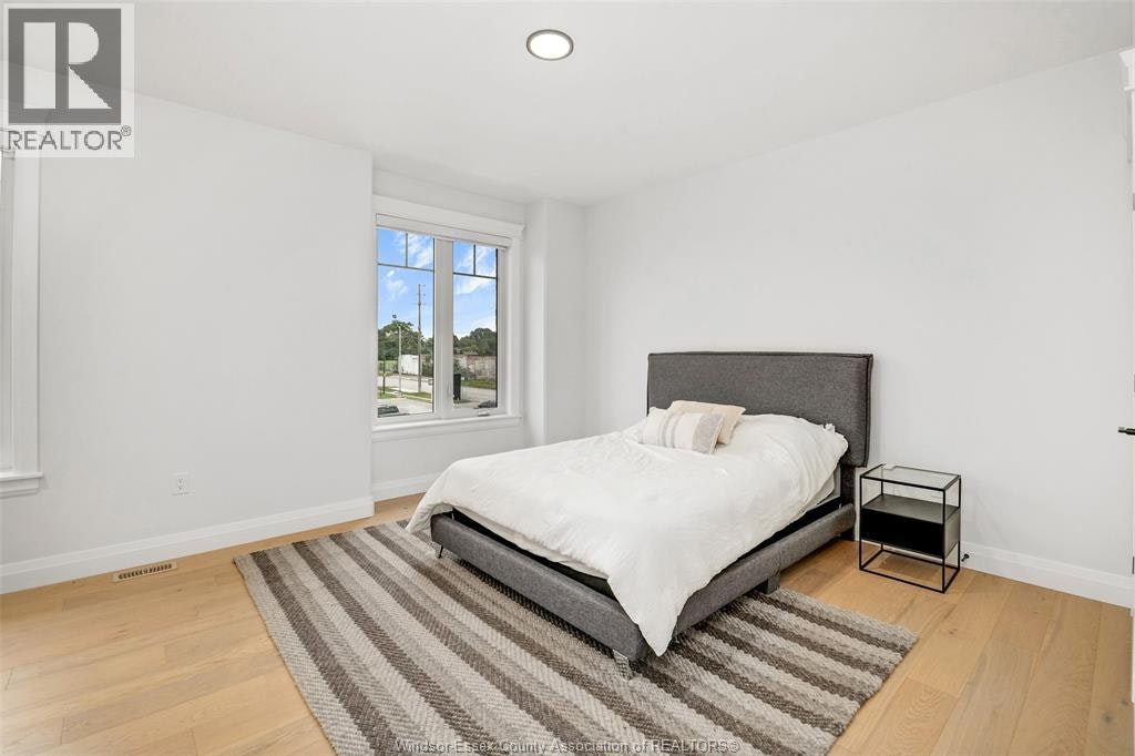 1027 Walker, Windsor, ON, N8Y 2N6 - 22