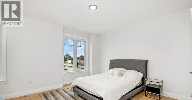 1027 Walker, Windsor, ON, N8Y 2N6 - 22