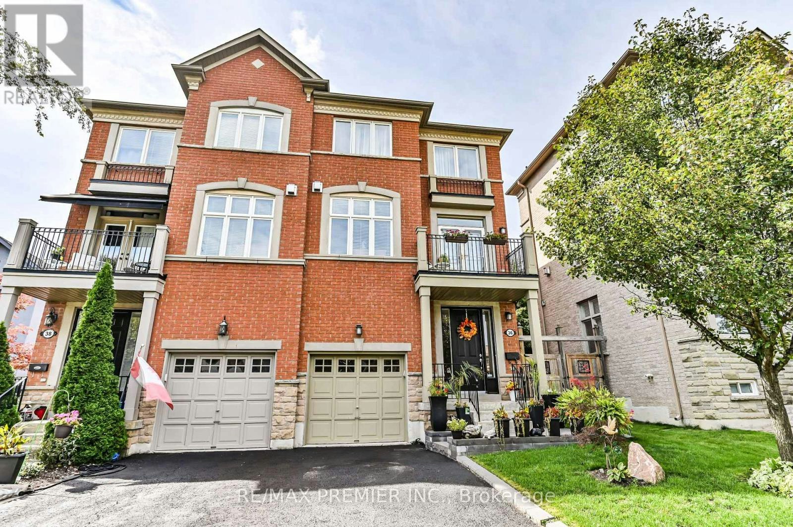 36 Helen Street, Vaughan, ON, L4L 3S3