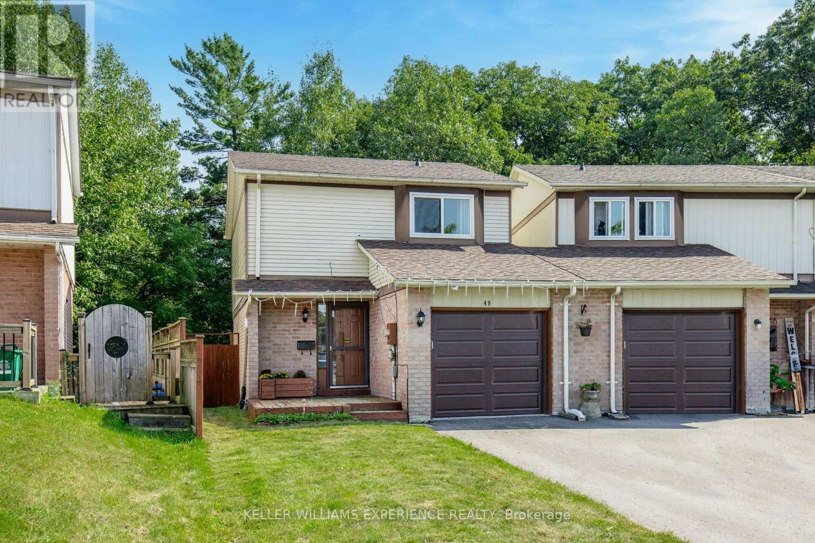 49 Burns Circle, Barrie, ON, L4N 5J8